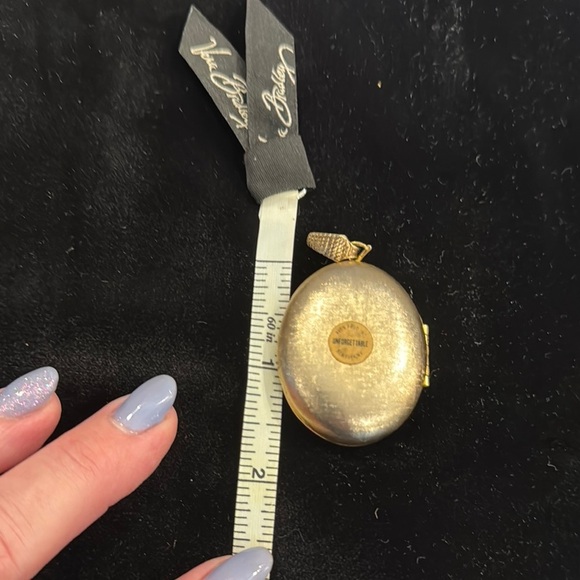 Gold and Blue Cameo Locket Pendant - Picture 2 of 4